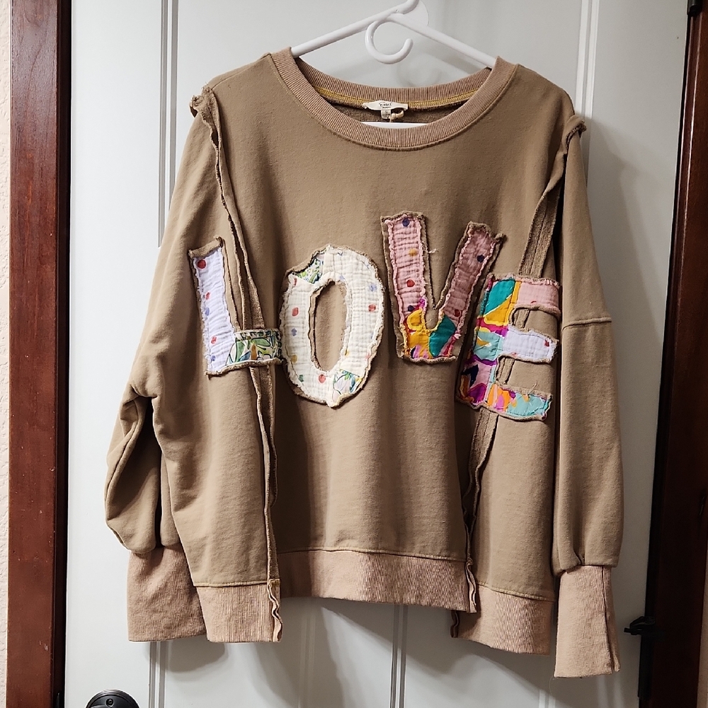 Love Appliqué Pullover Sweatshirt - Taupe